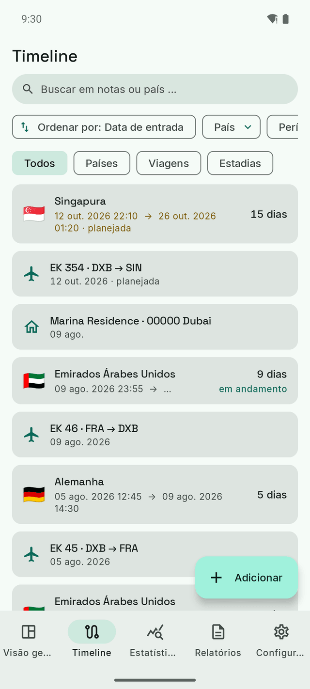 A Timeline do DayTally: voos, registros de país e hospedagens em uma única lista cronológica, com a viagem de outubro a Singapura marcada como planejada.